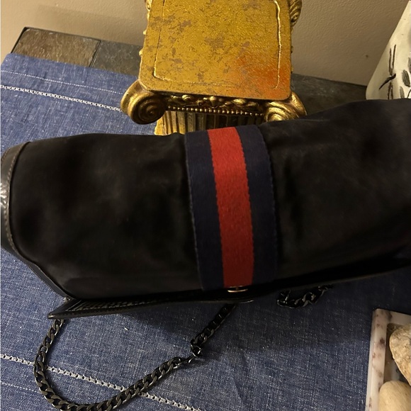 VINTAGE GUCCI GG INTERLOCK WEB SUEDE TRAVEL BAG - Picture 4 of 5